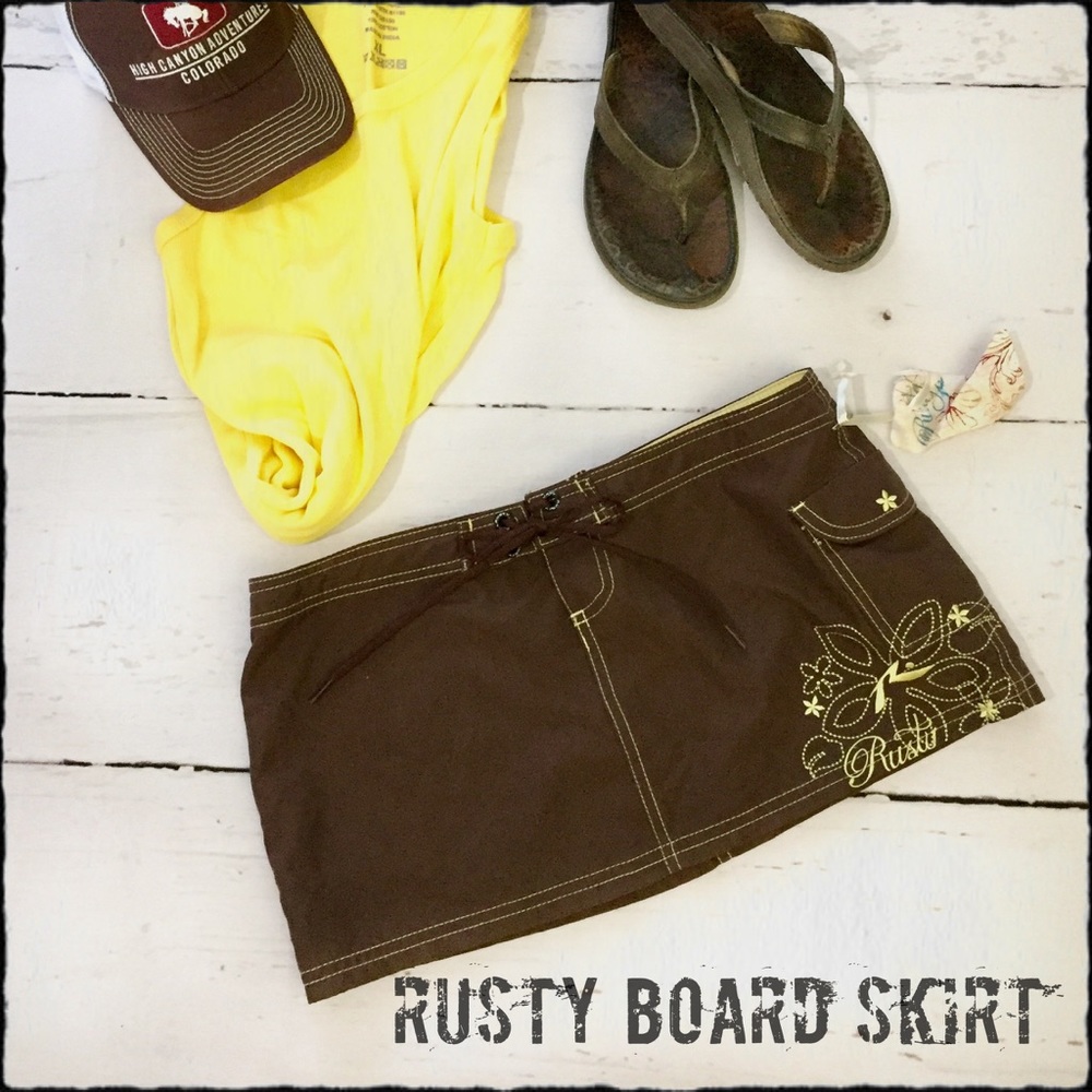 🆕 w/ Tags: Brown Rusty Brand Skirt